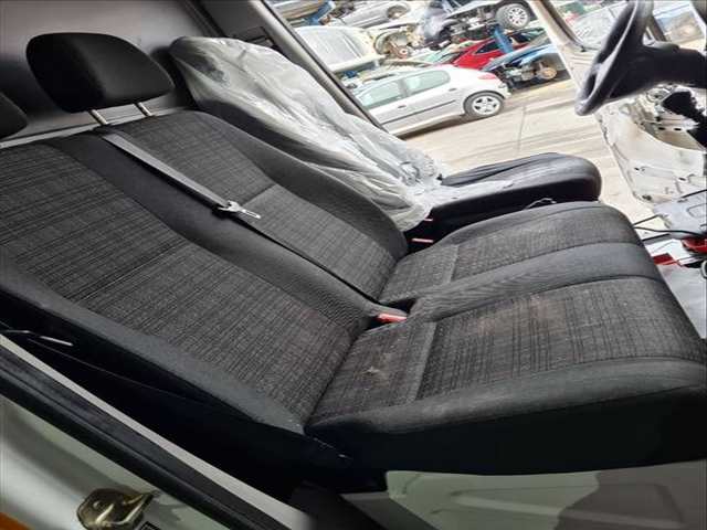 Asiento Delantero Derecho Mercedes Sprinter 310/313/316 CDI 906.631/633/635/637) 95CV 70KW CAJA CERRADA