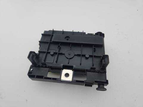 Foto 3ª: Caja Reles Fusibles Peugeot 407 3.0 HDI COUPE 241CV 177KW [X8Z] (2010)