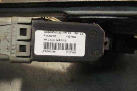 Foto 3ª: Elevalunas Eléctrico Delantero Derecho Peugeot 1007 SPORTY 68CV 50KW [8HZ] (2006)