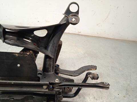 Foto 3ª: Puente Trasero Volvo XC 40 T3 163CV 120KW [B3154T2] (2019)