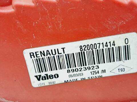 Foto 2ª: Piloto Trasero Derecho Renault Clio CAMPUS 64CV 47KW (2002)