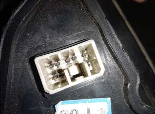 Foto 3ª: Retrovisor Izquierdo Kia Sorento 2.5 CRDI [D4CB]