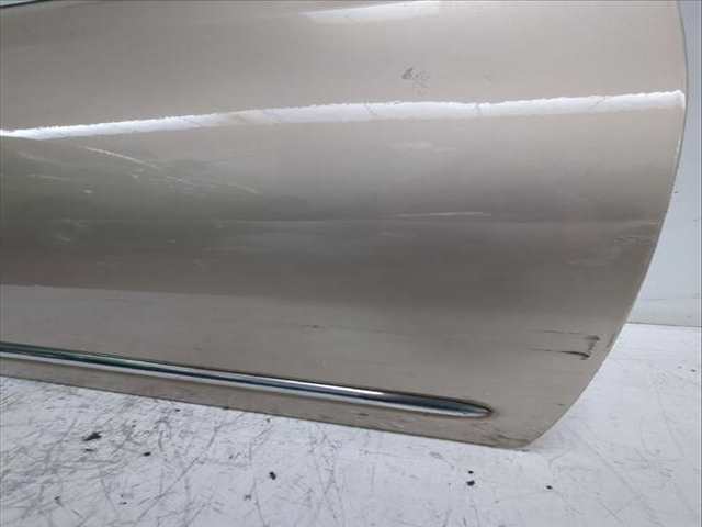 Foto 3ª: Puerta Delantera Derecha Kia Carens 2.0 CRDI 140 140CV [D4EA] (2006)