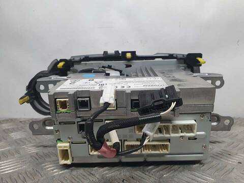 Foto 2ª: Sistema GPS Toyota Yaris HSD ACTIVE 75CV 55KW [1NZ] (2017)