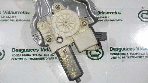 Foto 3ª: Elevalunas Eléctrico Delantero Derecho Toyota Avensis 2.2 D-4D CAT BERLINA 150CV 110KW [2AD] (2005)