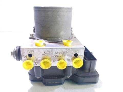 Foto 2ª: Abs Peugeot Boxer 335 L1H2 PRO BLUEHDI 165 START STOP 165CV 121KW FURGON [4H03] (2020)