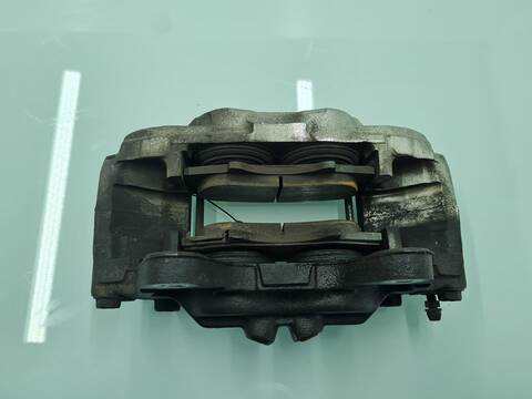 Foto 4ª: Pinza Freno Delantera Derecho Toyota Land Cruiser VX 177CV 130KW [1GD] (2016)