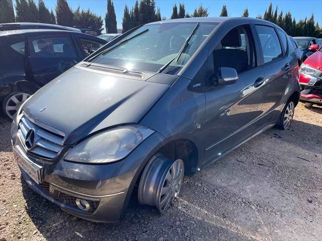 Paragolpes Trasero Mercedes Clase A 160 2.0 CDI 82cv