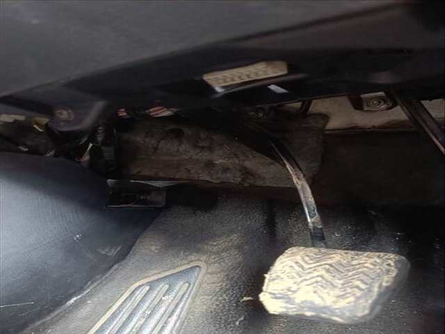 Pedal Embrague Toyota Avensis BUSINESS ADVANCE 143CV 105KW