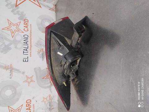 Foto 3ª: Piloto Trasero Derecho Renault Clio EXPRESSION 75CV 55KW [K9K C6] (2015)