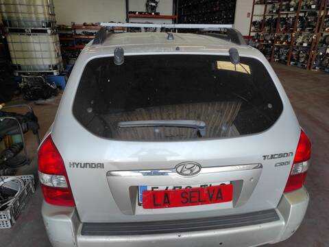 Foto 2ª: Portón Hyundai Tucson D4EA (2007)