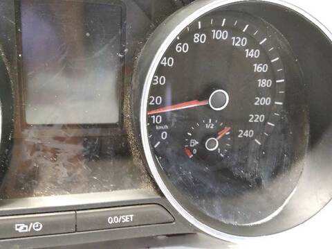 Foto 3ª: Cuadro de Instrumentos Volkswagen Polo 1.4 TDI 105CV 77KW [CUT] (2014)