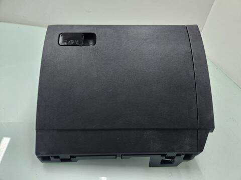 Guantera Volkswagen Touran ADVANCE BMT 116CV 85KW