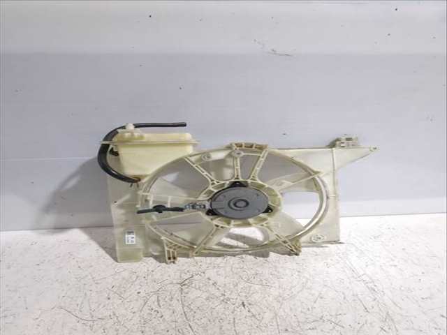 Foto 2ª: Electroventilador Toyota Yaris 1.33 VVT-I NSP90_) 100CV 74KW [1NR-FE] (2009)