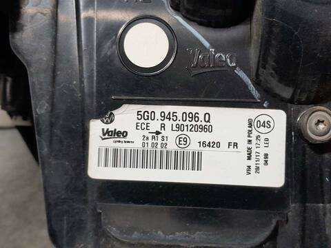 Foto 3ª: Piloto Trasero Derecho Volkswagen Golf COMFORTLINE 125CV 92KW [CZCA] (2018)