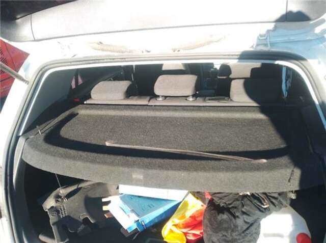 Bandeja Trasera Volkswagen Golf 1.6 ADVANCE BLUEMOTION TECH. [1.6 LTR. - 77 KW TDI DPF]
