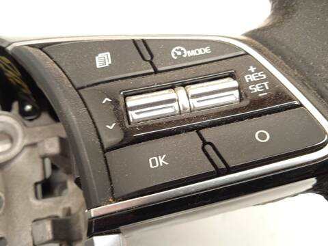 Foto 3ª: Volante Kia Sportage GT LINE ESSENTIAL 2WD 177CV 130KW [G4FJ] (2021)