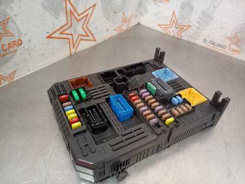 Foto 2ª: Caja Reles Fusibles Citroen C4 G CACTUS FEEL [YH01] (2018)
