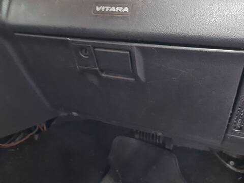Guantera Suzuki Vitara 1.6 SE 416) 95CV 70KW