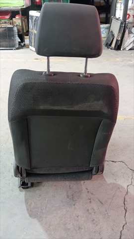 Foto 2ª: Asiento Delantero Derecho Nissan Navara 2.5 D D40 4P [YD25 EURO4 171] (2008)