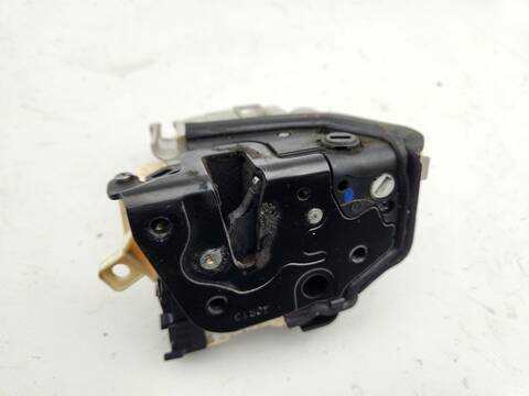 Foto 3ª: Cerradura Puerta Trasera Derecha Audi A1 ATTRACTION 90CV 66KW [CAYB] (2014)