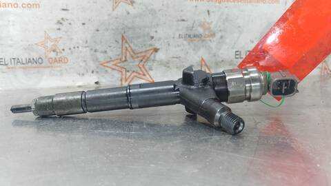 Foto 3ª: Inyectores Nissan Almera ACENTA PLUS 136CV 100KW [YD22DDTI] (2004)