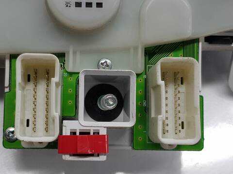 Foto 2ª: Cuadro de Instrumentos Toyota Land Cruiser 0CV 72KW [1KDFTV] (2004)