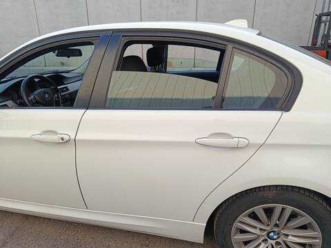 Puerta Trasera Izquierda Bmw Serie 3 315 N47D20C BERLINA