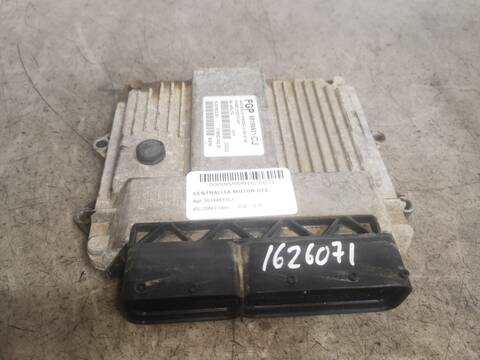 Centralita Motor ECU Opel Corsa Z13DTH