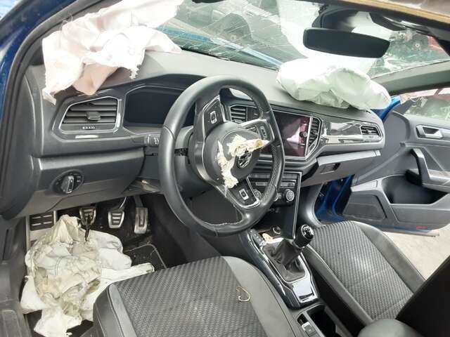 Foto 2ª: Volante Volkswagen T-Roc 1.5 TSI 150CV/110KW [DAD] (2018)