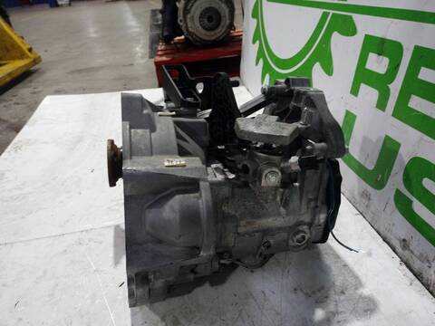 Foto 3ª: Caja Cambios Volkswagen Golf ADVANCE 105CV [CAYC] (2008)