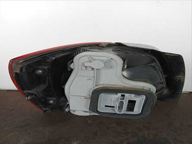 Foto 2ª: Piloto Trasero Derecho Volkswagen Polo 1.6 TDI 90CV (2009)