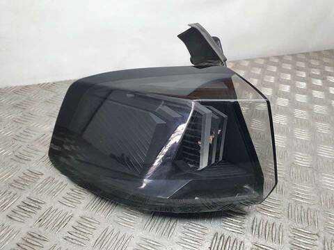 Foto 2ª: Piloto Trasero Izquierdo Peugeot 5008 ACTIVE 131CV 96KW [HN05] (2021)