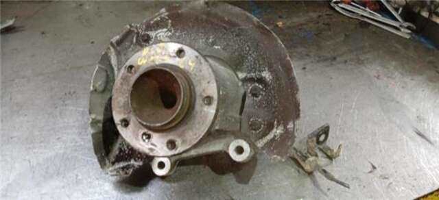 Foto 2ª: Mangueta Delantera Izquierda Bmw Serie 3 315 2.0 318I [2.0 LTR. - 95 KW CAT] [N46 B20]