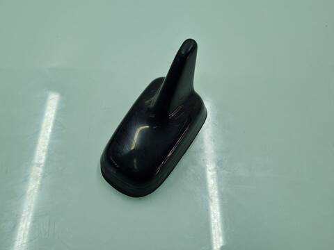 Antena Volkswagen Tiguan SPORT 4MOTION BMT 239CV 176KW
