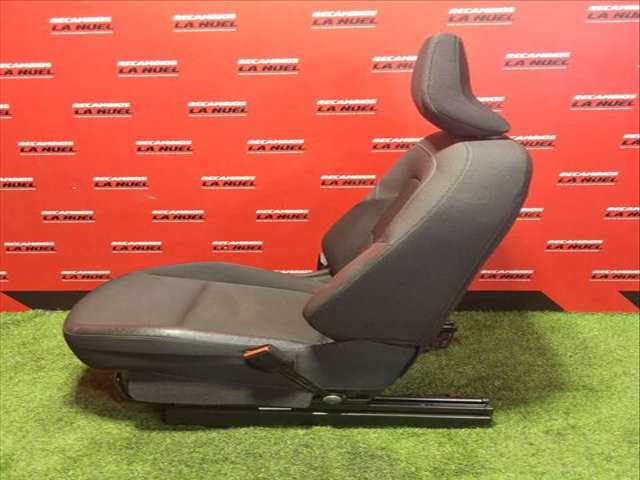 Foto 2ª: Asiento Delantero Derecho Renault Kangoo BLUE DCI 95 KJAB) 95CV 70KW [K9K 876,K9K 877] (2024)