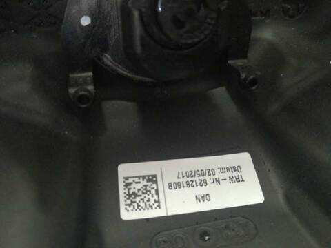 Foto 2ª: Volante Volkswagen Polo ADVANCE BLUEMOTION 75CV 55KW [CUSA] (2017)