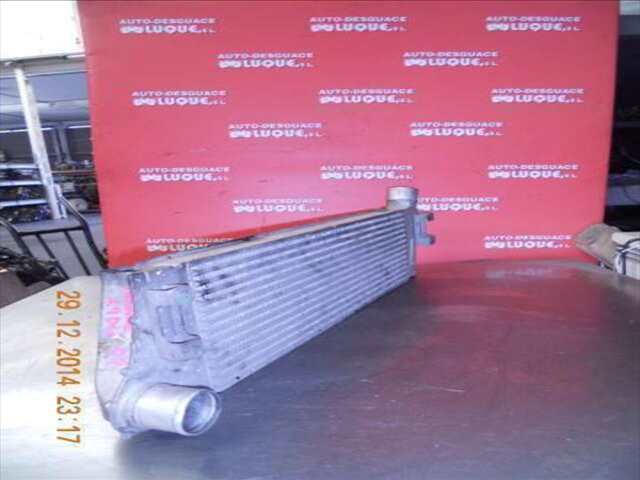 Foto 3ª: Intercooler Renault Megane 1.9 CONFORT DYNAMIQUE [1.9 LTR. - 81 KW DCI DIESEL FAP CAT] II CLASSIC BERLINA (2003-_) [F9Q804]
