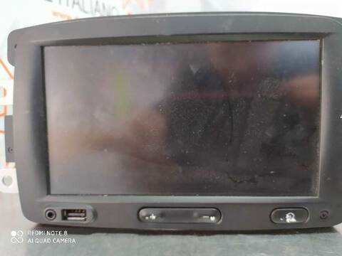 Foto 4ª: Sistema Audio Radio CD Dacia Sandero STEPWAY 90CV 66KW [K9K C6] (2014)