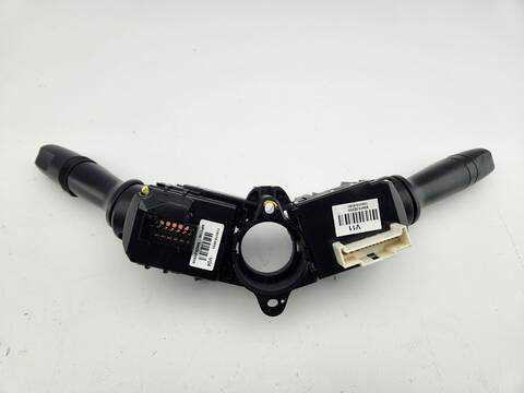 Foto 3ª: Mando Multifuncion Hyundai i40 STYLE 141CV 104KW [D4FD] (2015)
