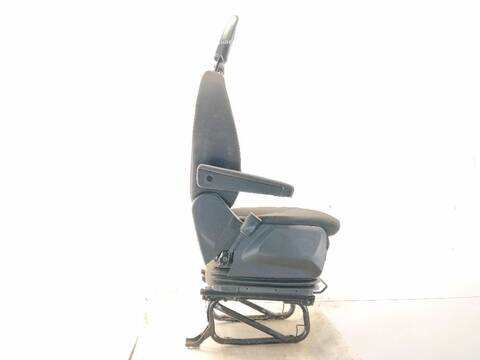 Foto 2ª: Asiento Delantero Izquierdo Iveco Daily NATURALPOWER 35S14 35C14 40C14 50C14 65C14 70C14 ... [F1CFA401A] (2014)