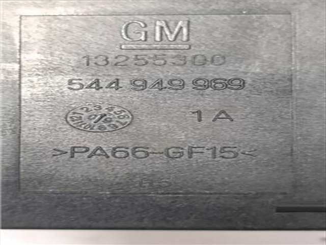 Foto 2ª: Caja Reles Fusibles Opel Insignia 2.0 COSMO [2 0 LTR. - 118 KW 16V CDTI] BERLINA 160CV