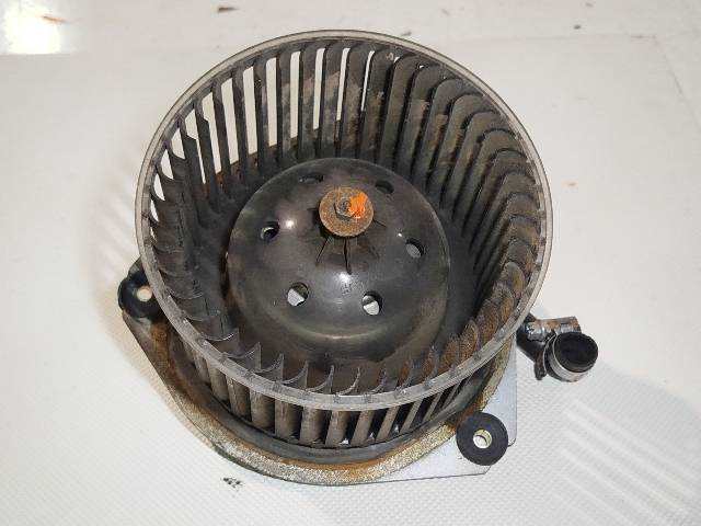 Foto 4ª: Ventilador de Calefacción Nissan Patrol 3.3 D SD33 5P (1989)