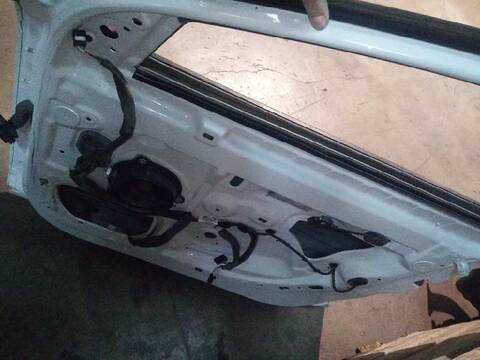 Foto 2ª: Puerta Delantera Derecha Renault Megane 1.5 DCI DIESEL CAT BERLINA 86CV 63KW III BERLINA 5 P [K9K830] (2009)