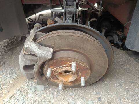 Mangueta Delantera Izquierda Ford Fiesta YYJB