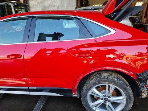Puerta Trasera Izquierda Audi Q3 35 TDI 150CV 110KW