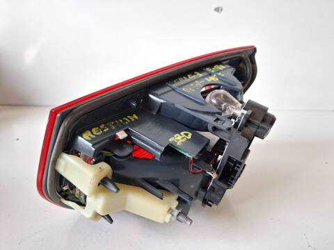 Foto 3ª: Piloto Trasero Izquierdo Bmw Serie 3 315 318 D 143CV (2011)