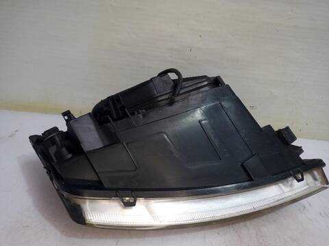 Foto 3ª: Faro Izquierdo Ford Mondeo GHIA 06.2003 ) D) 131CV [FMBA - N7BA] (2000)