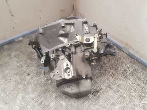 Foto 3ª: Caja Cambios Peugeot 208 1.2 VTI 82 82CV 60KW [HM01] (2015)