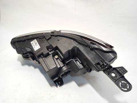 Foto 4ª: Faro Derecho Citroen C4 1.2 155CV 114KW (2024)